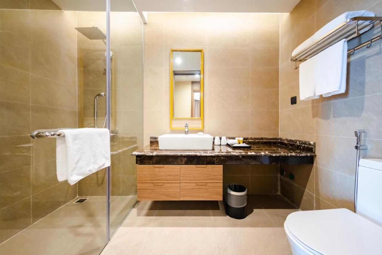 Muong Thanh Luxury Ha Long Centre II Exterior photo